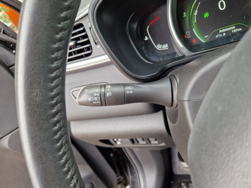 Photo 15 de l'offre de RENAULT KADJAR dCi 110 Energy eco² Business à 13990€ chez Centrale auto marché Périgueux