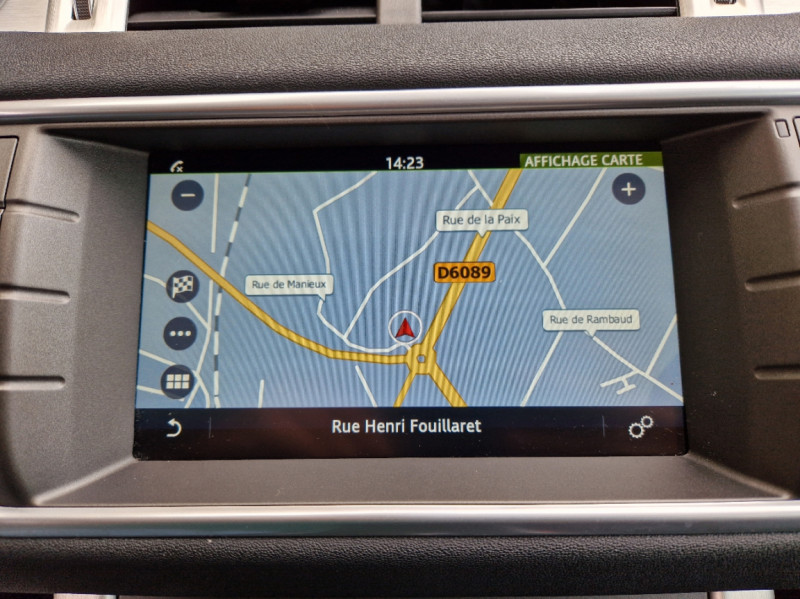 Photo 48 de l'offre de LAND-ROVER RANGE ROVER EVOQUE TD4 150 BVA Business à 24490€ chez Centrale auto marché Périgueux