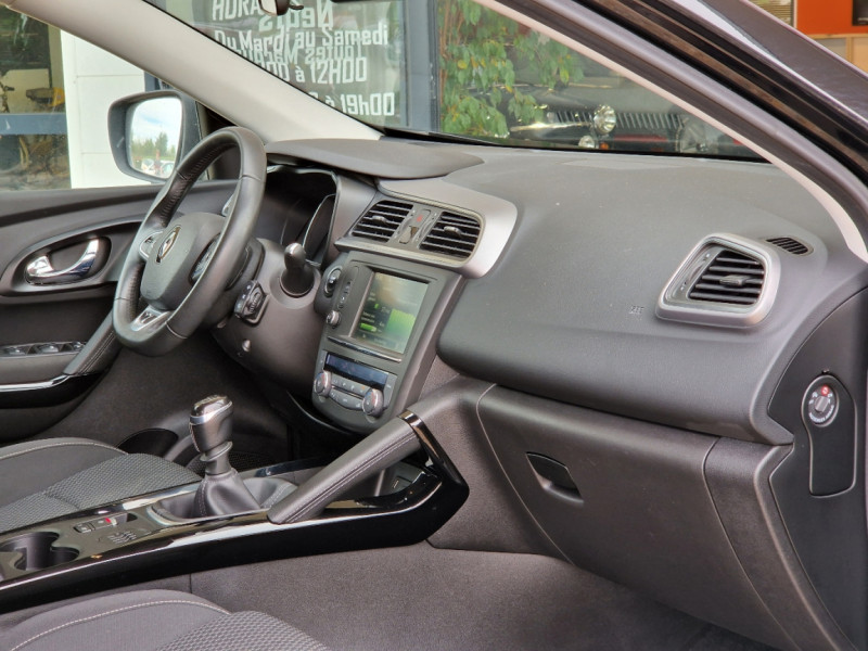 Photo 30 de l'offre de RENAULT KADJAR dCi 110 Energy eco² Business à 13990€ chez Centrale auto marché Périgueux