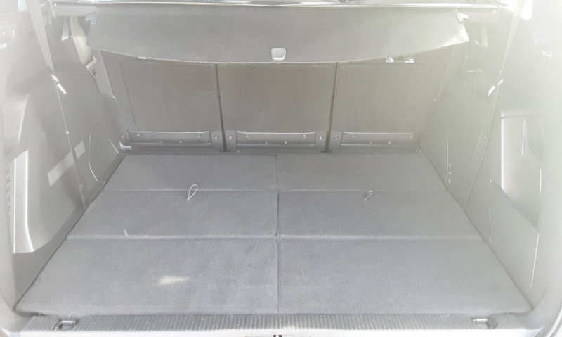 Photo 25 de l'offre de PEUGEOT 5008 BlueHDi 130ch SetS BVM6 GT Line à 23990€ chez Centrale auto marché Périgueux