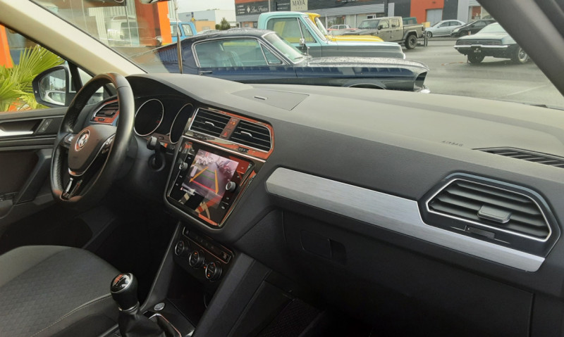 Photo 13 de l'offre de VOLKSWAGEN TIGUAN 2.0 TDI 150 Confortline Business  à 20990€ chez Centrale auto marché Périgueux