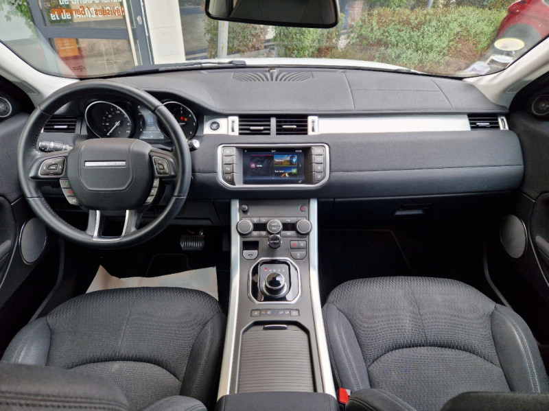 Photo 42 de l'offre de LAND-ROVER RANGE ROVER EVOQUE TD4 150 BVA Business à 24490€ chez Centrale auto marché Périgueux