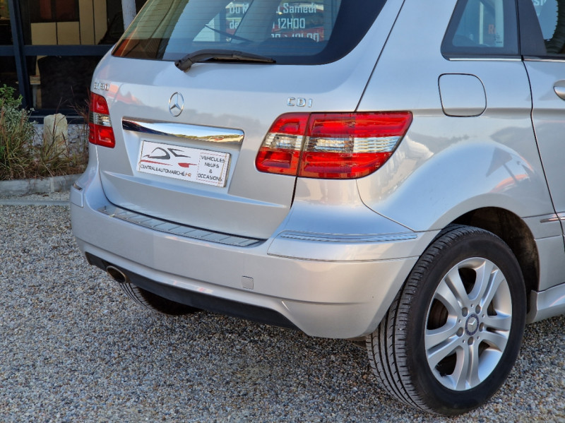 Photo 11 de l'offre de MERCEDES-BENZ CLASSE B Classe B 180 CDI FAP Design à 8990€ chez Centrale auto marché Périgueux