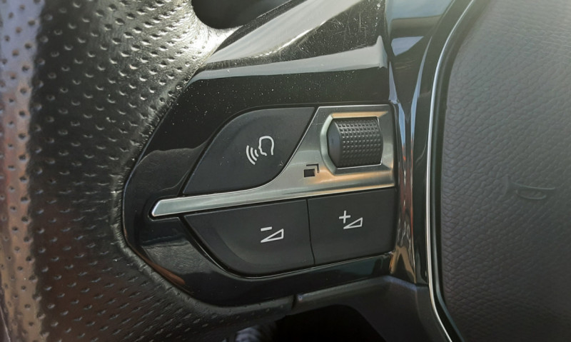 Photo 5 de l'offre de PEUGEOT 5008 BlueHDi 130ch SetS BVM6 GT Line à 23990€ chez Centrale auto marché Périgueux