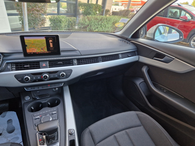 Photo 32 de l'offre de AUDI A4 AVANT 2.0 TDI ultra 150 S tronic 7 Business Line à 23990€ chez Centrale auto marché Périgueux