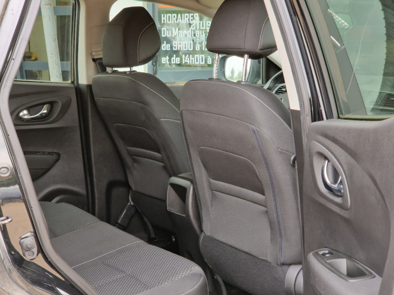 Photo 22 de l'offre de RENAULT KADJAR dCi 110 Energy eco² Business à 13990€ chez Centrale auto marché Périgueux