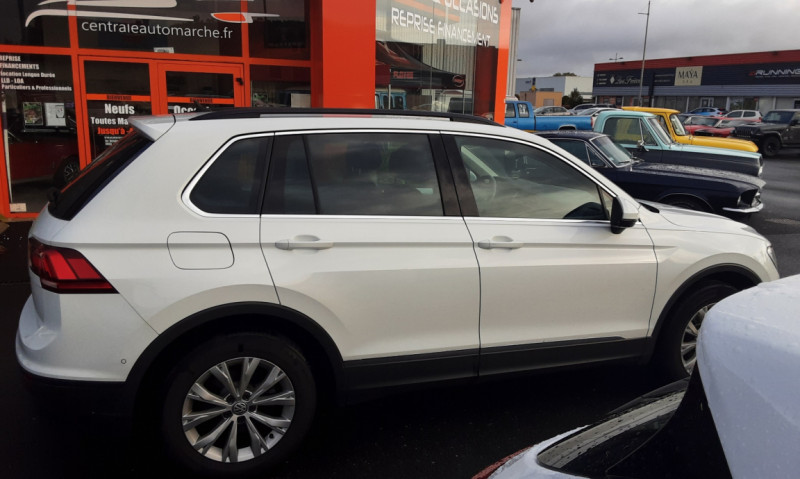 Photo 41 de l'offre de VOLKSWAGEN TIGUAN 2.0 TDI 150 Confortline Business  à 20990€ chez Centrale auto marché Périgueux