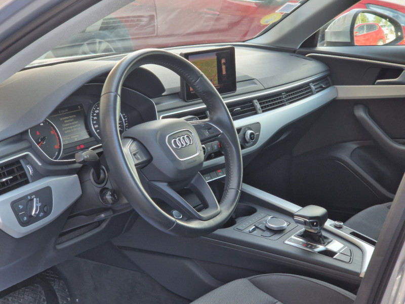 Photo 18 de l'offre de AUDI A4 AVANT 2.0 TDI ultra 150 S tronic 7 Business Line à 23990€ chez Centrale auto marché Périgueux