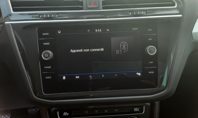 Photo 12 de l'offre de VOLKSWAGEN TIGUAN 2.0 TDI 150 Confortline Business  à 20990€ chez Centrale auto marché Périgueux