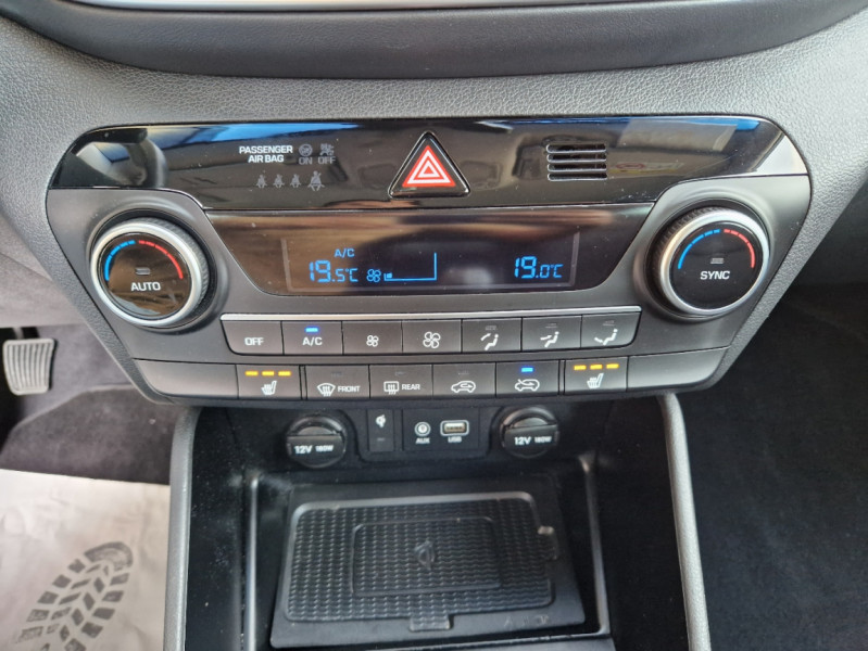 Photo 36 de l'offre de HYUNDAI TUCSON 1.6 CRDi 115 Creative à 19990€ chez Centrale auto marché Périgueux