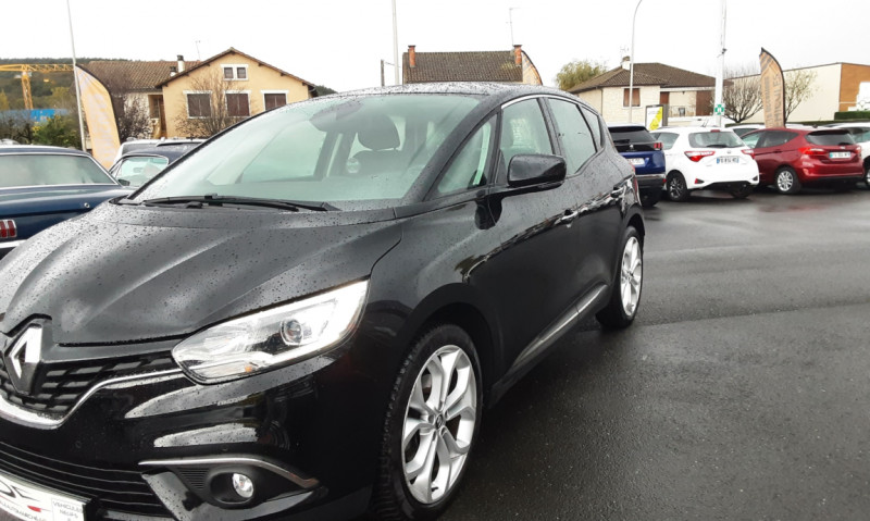 Photo 14 de l'offre de RENAULT SCENIC IV dCi 110 Energy Business  à 14690€ chez Centrale auto marché Périgueux