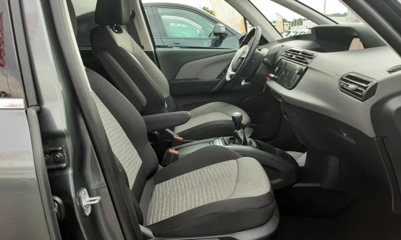 Photo 38 de l'offre de CITROEN C4 PICASSO BlueHDi 120 SetS Exclusive à 11490€ chez Centrale auto marché Périgueux