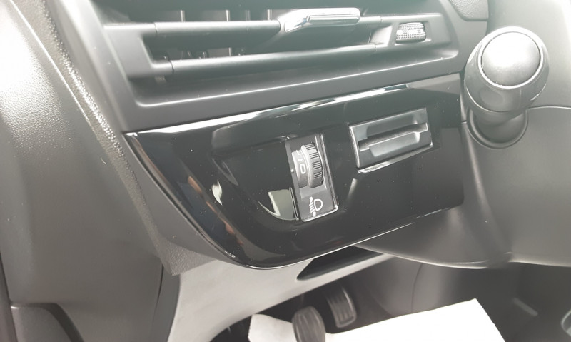 Photo 22 de l'offre de CITROEN C4 PICASSO BlueHDi 120 SetS Exclusive à 11490€ chez Centrale auto marché Périgueux