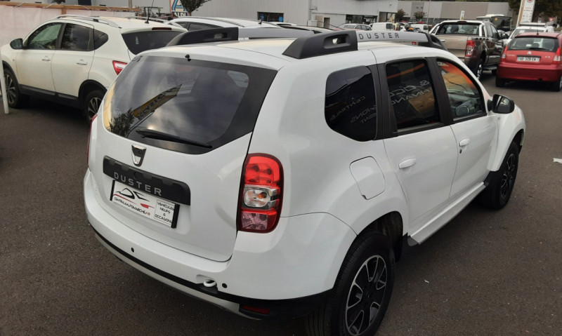 Photo 6 de l'offre de DACIA DUSTER Duster TCe 125 4x2 Black Touch à 14290€ chez Centrale auto marché Périgueux
