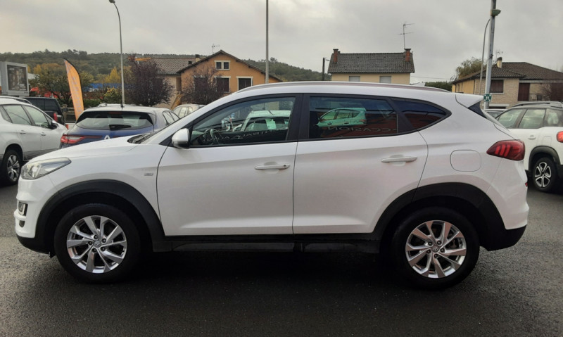 Photo 38 de l'offre de HYUNDAI TUCSON 1.6 CRDi 115 hybrid Business  à 18990€ chez Centrale auto marché Périgueux