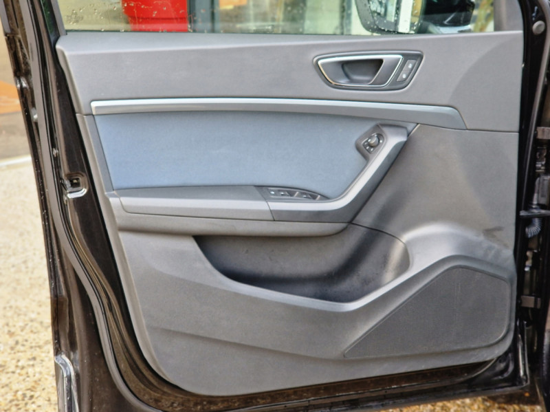 Photo 30 de l'offre de SEAT ATECA 1.6 TDI 115 ch Start/Stop DSG7 Style Business à 20990€ chez Centrale auto marché Périgueux