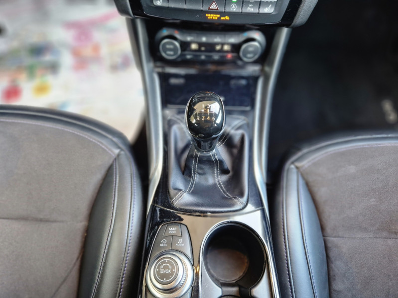 Photo 44 de l'offre de INFINITI Q30 1.5d 109 Premium à 13490€ chez Centrale auto marché Périgueux