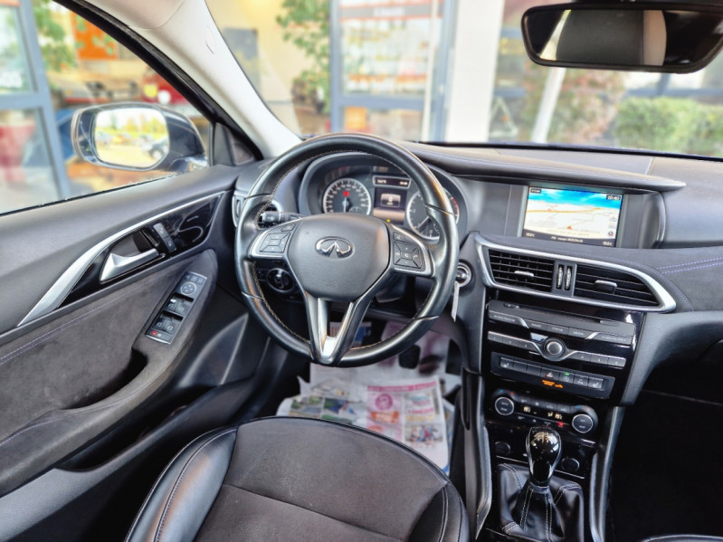 Photo 40 de l'offre de INFINITI Q30 1.5d 109 Premium à 13490€ chez Centrale auto marché Périgueux