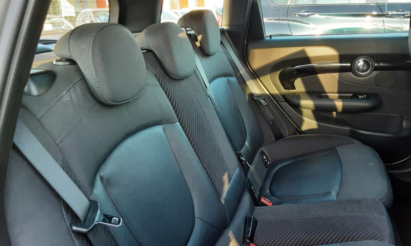 Photo 50 de l'offre de MINI CLUBMAN 136 ch Edition Kensington à 19490€ chez Centrale auto marché Périgueux