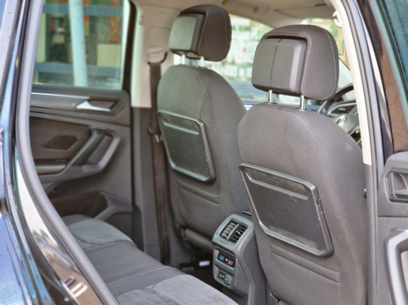 Photo 20 de l'offre de VOLKSWAGEN TIGUAN 2.0 TDI 150 DSG7 Carat à 28990€ chez Centrale auto marché Périgueux