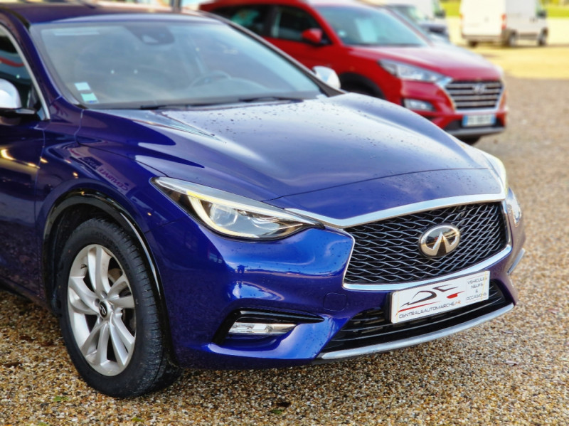 Photo 4 de l'offre de INFINITI Q30 1.5d 109 Premium à 13490€ chez Centrale auto marché Périgueux
