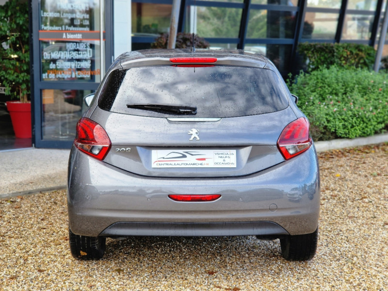 Photo 10 de l'offre de PEUGEOT 208 BlueHDi 100ch BVM6 Allure à 11990€ chez Centrale auto marché Périgueux