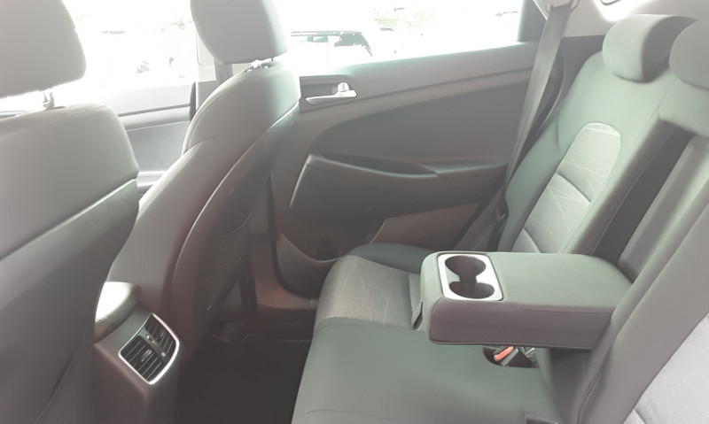 Photo 13 de l'offre de HYUNDAI TUCSON 1.6 CRDi 115 hybrid Business  à 18990€ chez Centrale auto marché Périgueux