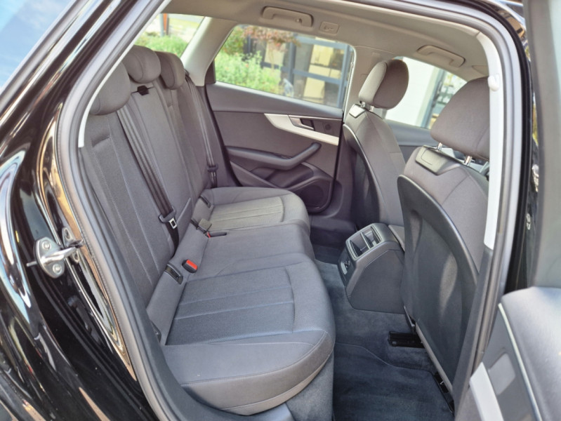 Photo 34 de l'offre de AUDI A4 AVANT 2.0 TDI ultra 150 S tronic 7 Business Line à 25990€ chez Centrale auto marché Périgueux