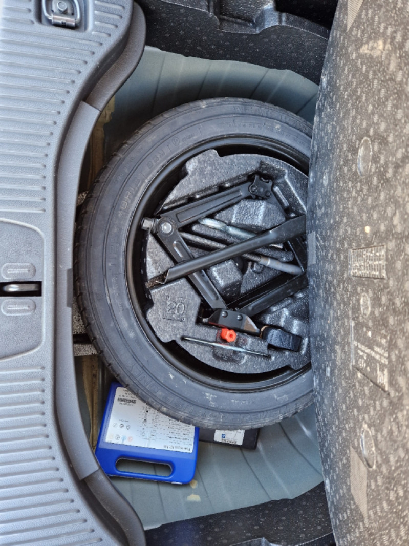 Photo 9 de l'offre de OPEL MOKKA  1.7 CDTI - 130 ch FAP 4x2 ecoFLEX StartetStop à 13990€ chez Centrale auto marché Périgueux