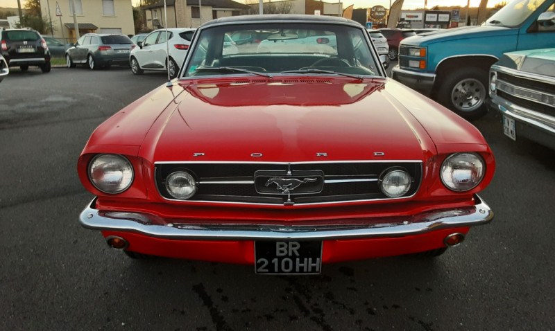 Photo 24 de l'offre de FORD MUSTANG COUPE GT 289CI V8 ROUGE à 42500€ chez Centrale auto marché Périgueux