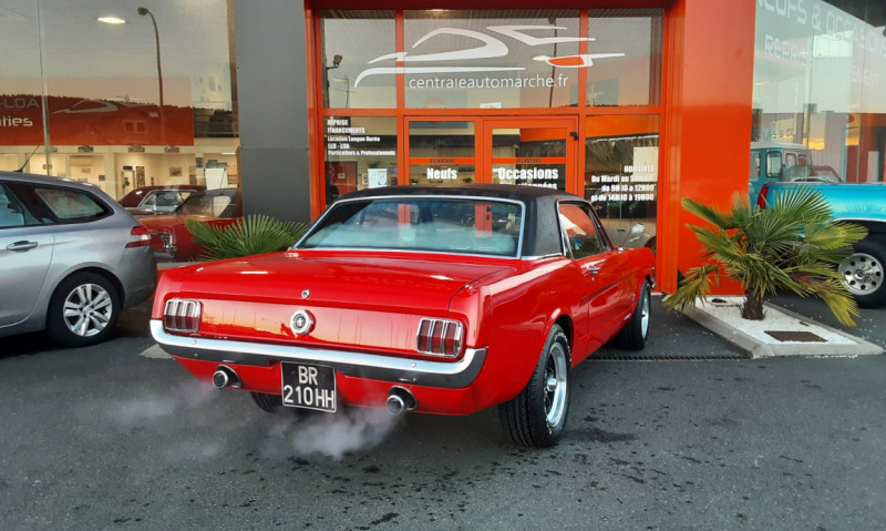 Photo 2 de l'offre de FORD MUSTANG COUPE GT 289CI V8 ROUGE à 42500€ chez Centrale auto marché Périgueux