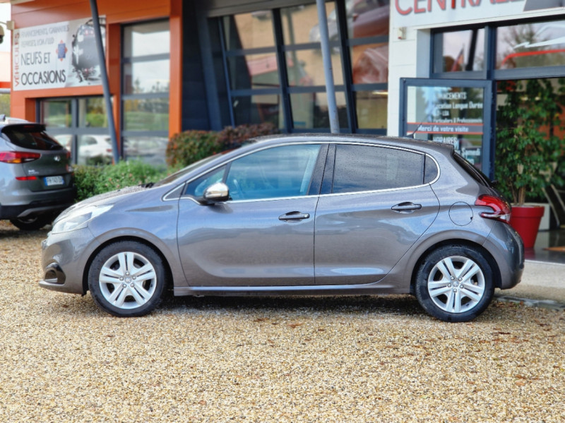 Photo 2 de l'offre de PEUGEOT 208 BlueHDi 100ch BVM6 Allure à 11990€ chez Centrale auto marché Périgueux