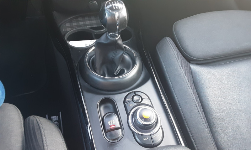 Photo 36 de l'offre de MINI CLUBMAN 136 ch Edition Kensington à 19490€ chez Centrale auto marché Périgueux