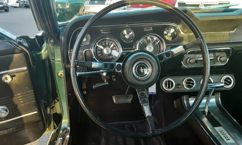 Photo 7 de l'offre de FORD MUSTANG FASTBACK 289 CI V8 BULLITT à 78000€ chez Centrale auto marché Périgueux