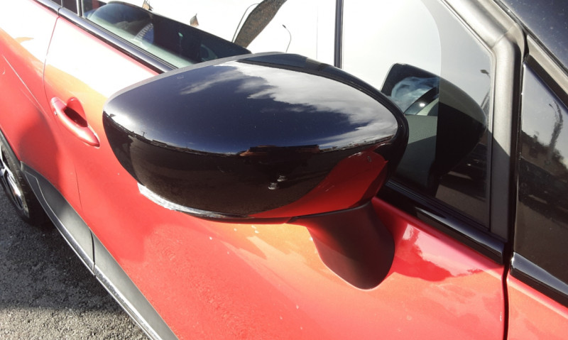 Photo 22 de l'offre de RENAULT CAPTUR dCi 90 RED EDITION à 15290€ chez Centrale auto marché Périgueux