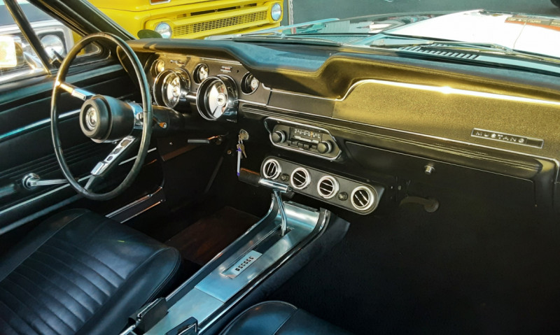 Photo 29 de l'offre de FORD MUSTANG FASTBACK 289 CI V8 BULLITT à 78000€ chez Centrale auto marché Périgueux