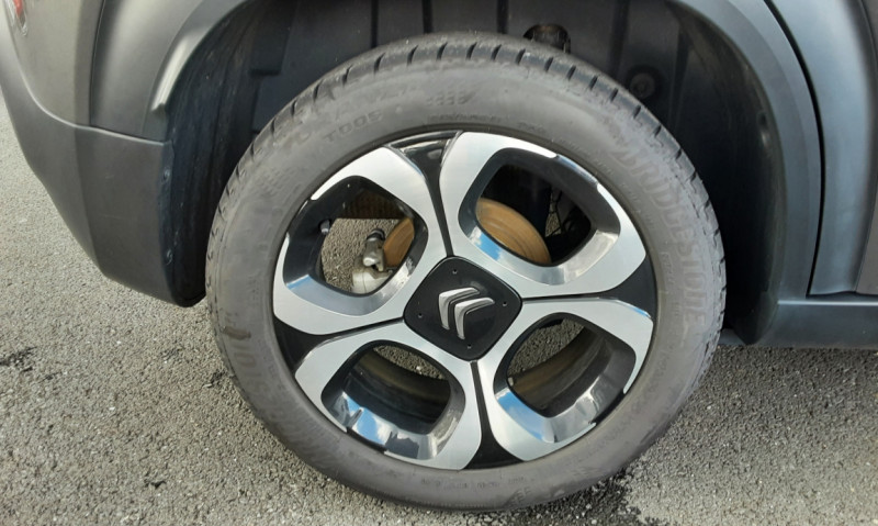 Photo 24 de l'offre de CITROEN C3 AIRCROSS PureTech 130 SHINE EAT6 à 19990€ chez Centrale auto marché Périgueux