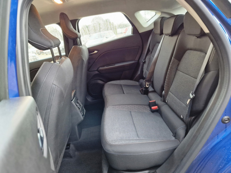 Photo 11 de l'offre de RENAULT CAPTUR TCe 90 CH Business à 18490€ chez Centrale auto marché Périgueux