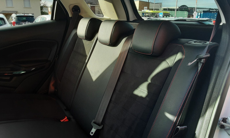 Photo 18 de l'offre de FORD ECOSPORT 1.0 EcoBoost 125ch SetS BVA6 ST-Line à 14990€ chez Centrale auto marché Périgueux