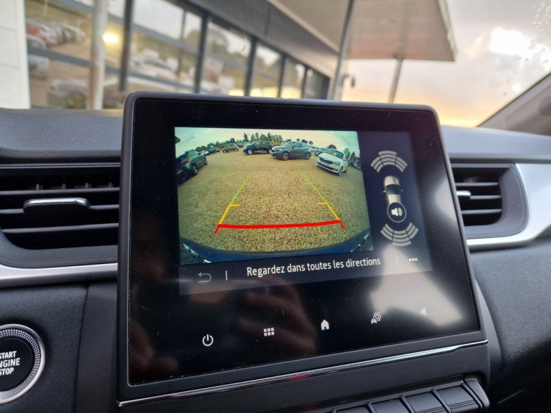 Photo 26 de l'offre de RENAULT CAPTUR TCe 90 CH Business à 18490€ chez Centrale auto marché Périgueux