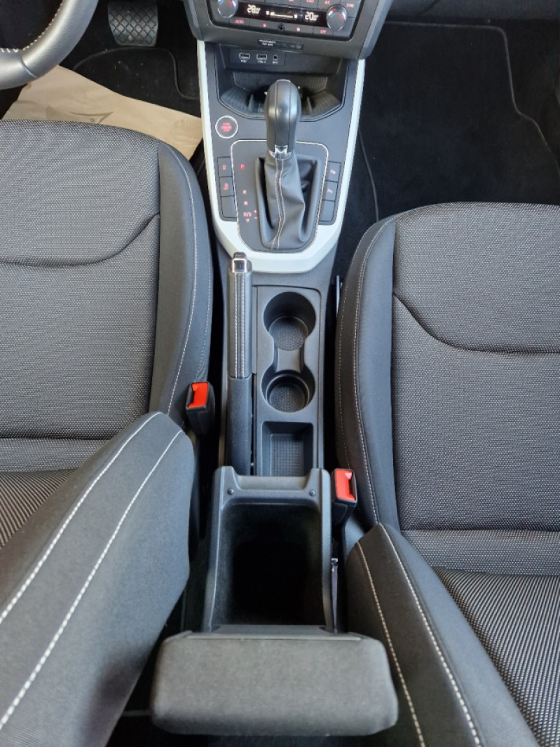 Photo 16 de l'offre de SEAT ARONA 1.6 TDI 95 ch Start/Stop DSG7 Xcellence à 17990€ chez Centrale auto marché Périgueux