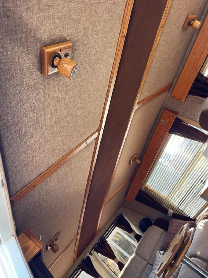 Photo 18 de l'offre de GMC VANDURA 5.7L AMENAGE à 27990€ chez Centrale auto marché Périgueux