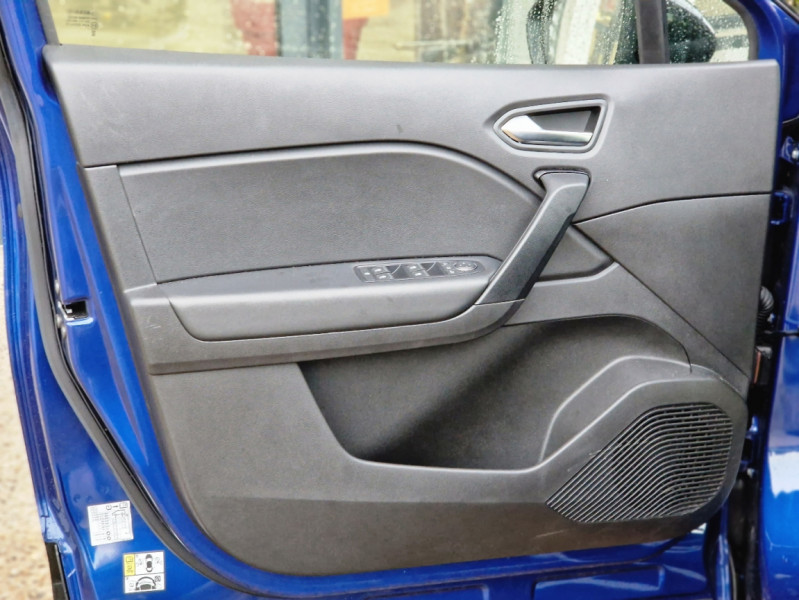 Photo 42 de l'offre de RENAULT CAPTUR TCe 90 CH Business à 18490€ chez Centrale auto marché Périgueux