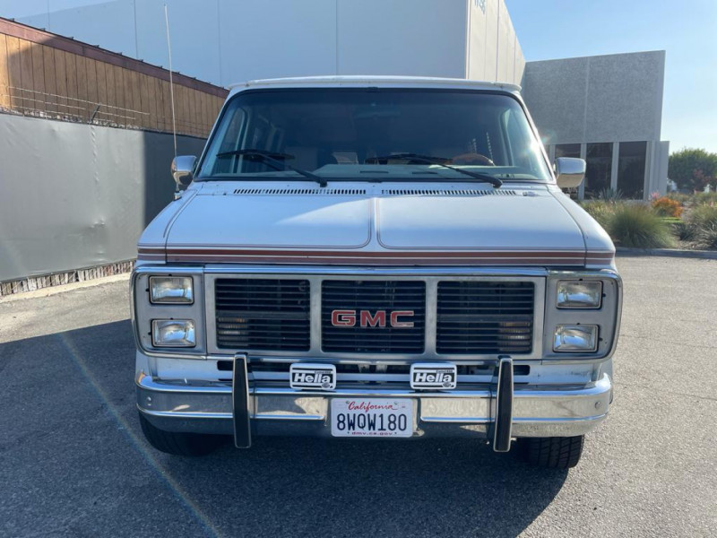 Photo 5 de l'offre de GMC VANDURA 5.7L AMENAGE à 27990€ chez Centrale auto marché Périgueux