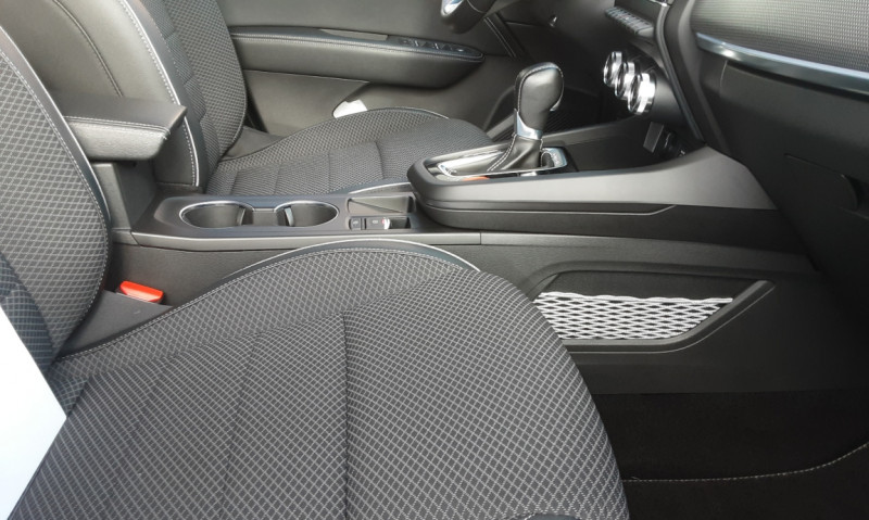 Photo 48 de l'offre de RENAULT ARKANA E-Tech 145 - 21B Intens à 26490€ chez Centrale auto marché Périgueux