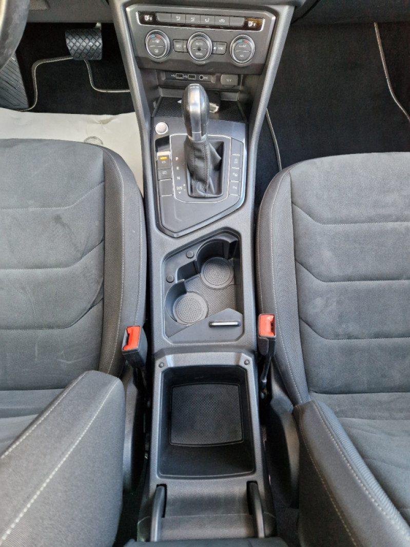Photo 39 de l'offre de VOLKSWAGEN TIGUAN 2.0 TDI 150 DSG7 Carat à 28990€ chez Centrale auto marché Périgueux