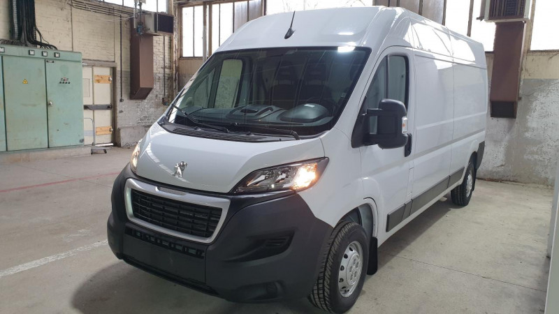 Photo 2 de l'offre de PEUGEOT BOXER FOURGON 333 L3H2 2.2 BLUEHDI 140CV BVM6 PRO + CLIM MANUELLE à 40135€ chez Actuel Auto Import