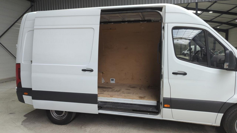 Photo 6 de l'offre de MERCEDES-BENZ SPRINTER FOURGON 315 CDI 37 3.5T RWD PRO à 27588€ chez Actuel Auto Import