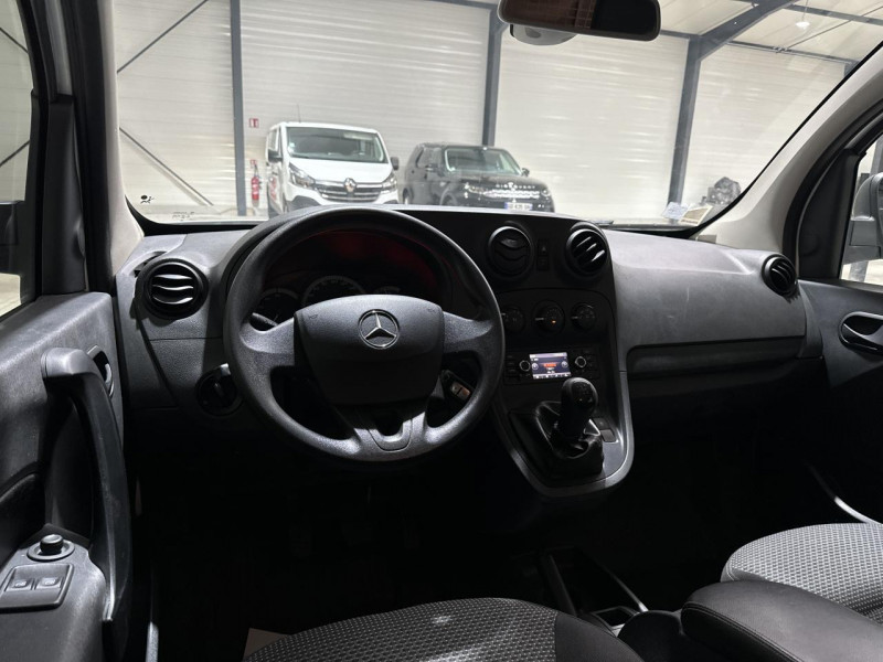 Photo 7 de l'offre de MERCEDES CITAN MIXTO 109 1.5 90CV CDI BVM5 5PL EXTRA LONG à 15000€ chez Actuel Auto Import