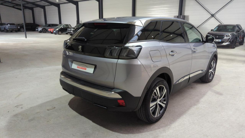 Photo 4 de l'offre de PEUGEOT 3008 1.2 HYBRID 136CV E-DCS6 ALLURE PACK à 32388€ chez Actuel Auto Import